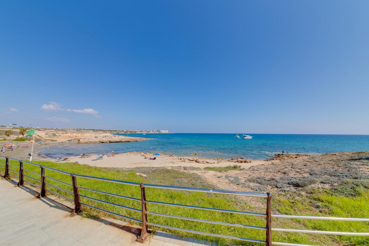 Cb Living - 2 Bedroom Beach Condo, Playa Flamenca โอริอุเอลา ภายนอก รูปภาพ