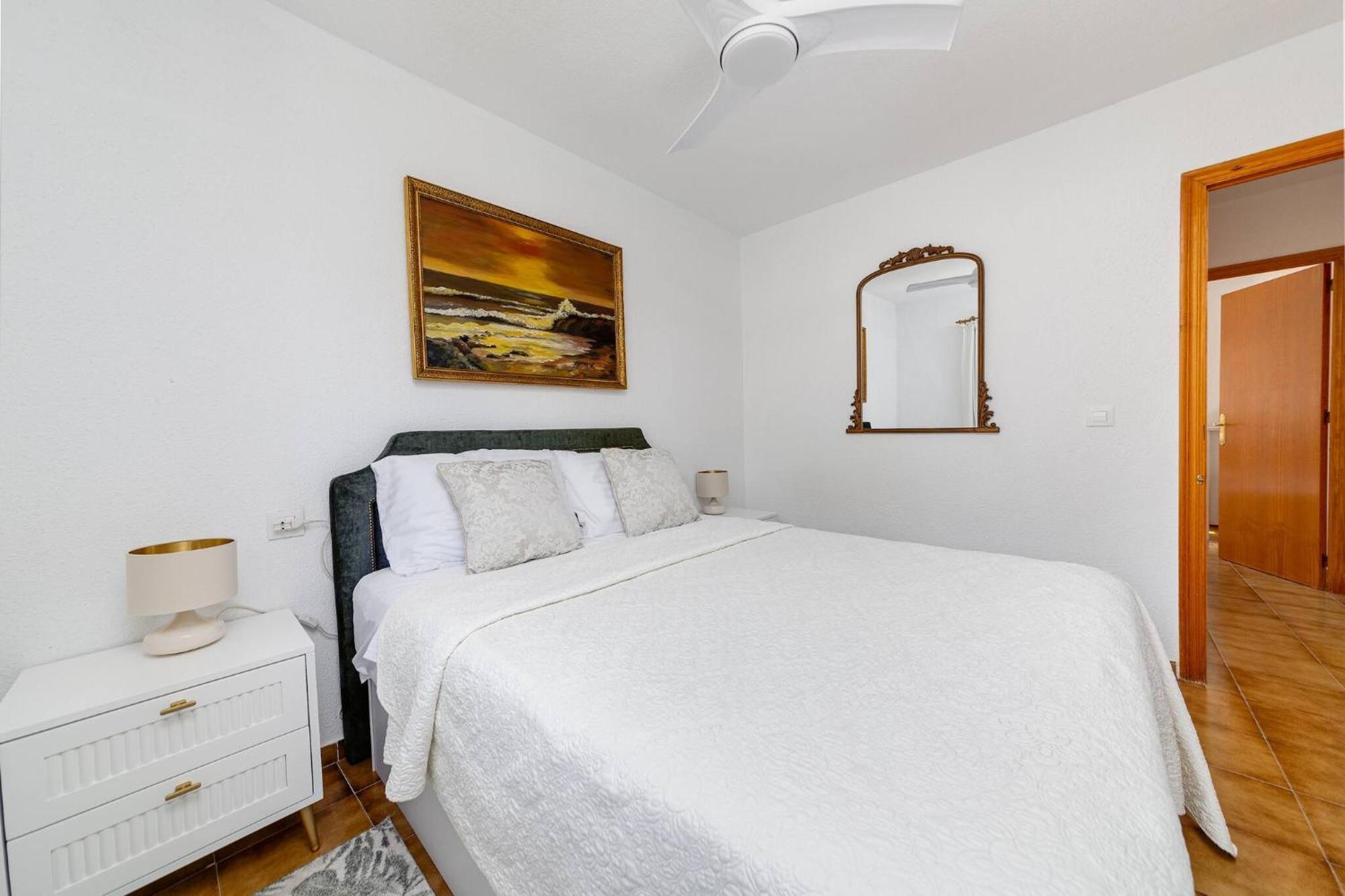 Cb Living - 2 Bedroom Beach Condo, Playa Flamenca โอริอุเอลา ภายนอก รูปภาพ