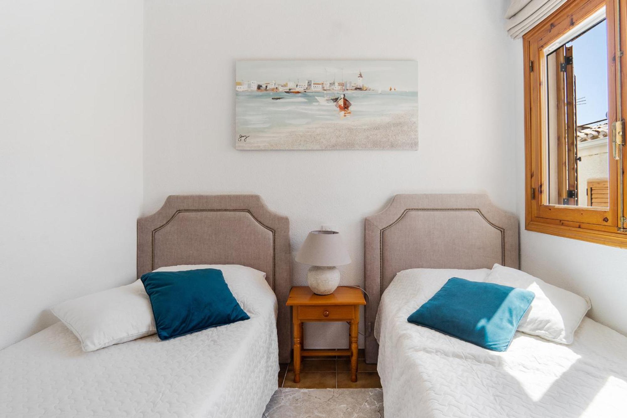 Cb Living - 2 Bedroom Beach Condo, Playa Flamenca โอริอุเอลา ภายนอก รูปภาพ